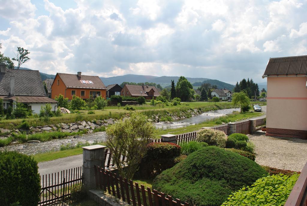 Apartment Mlynska Jesenik Bagian luar foto