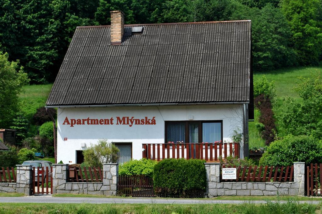 Apartment Mlynska Jesenik Bagian luar foto